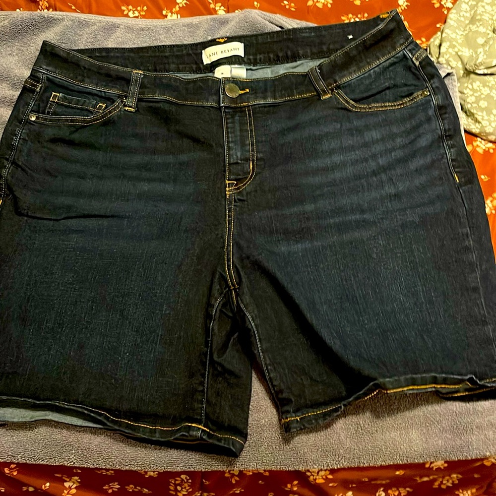 Size 16 Lane Bryant denim shorts excellent condition